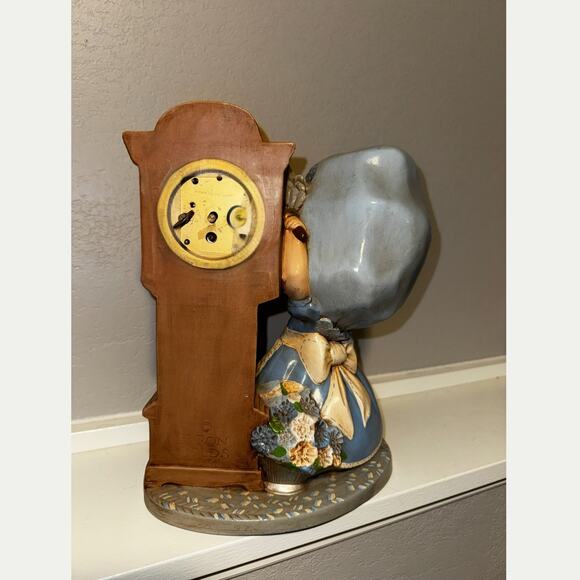 Vintage 1971 Byron Mold Girl with Grandfather Clock Figurine, Blue Bonnet Decor - Picture 5 of 13